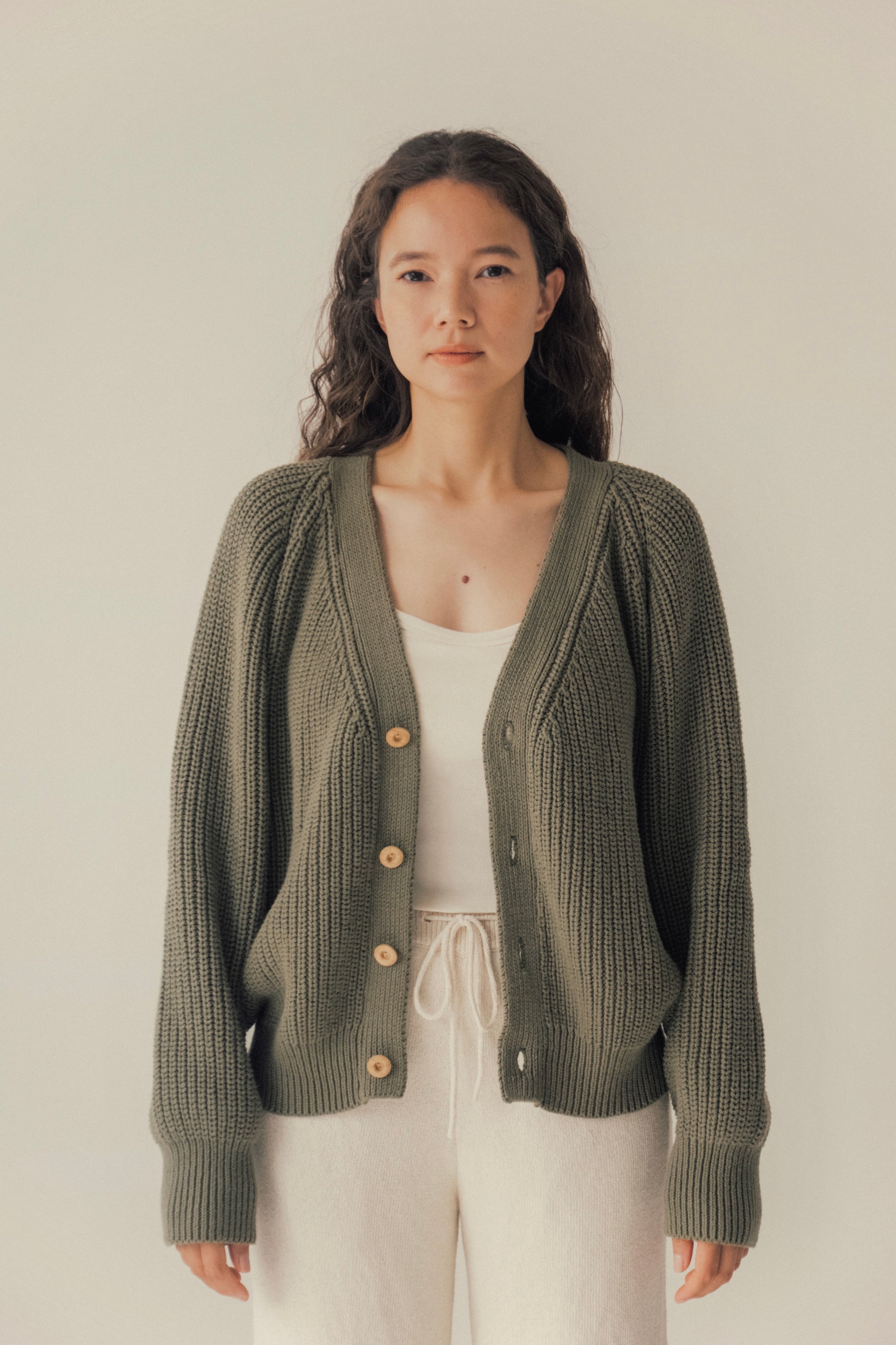 Organic cotton cardigan(oat) – seed and soil