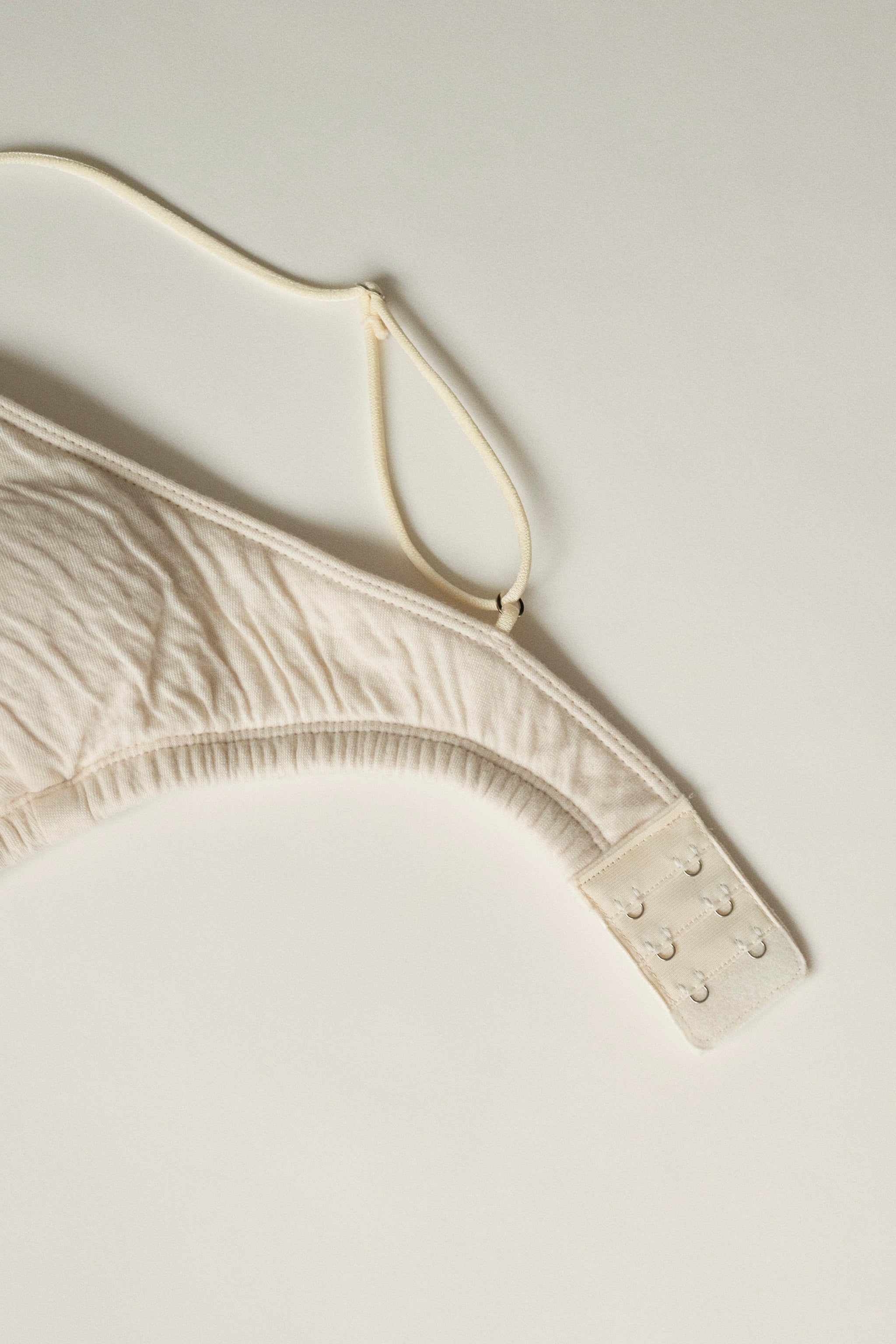 Organic cotton basic bra (ivory) – seed and soil