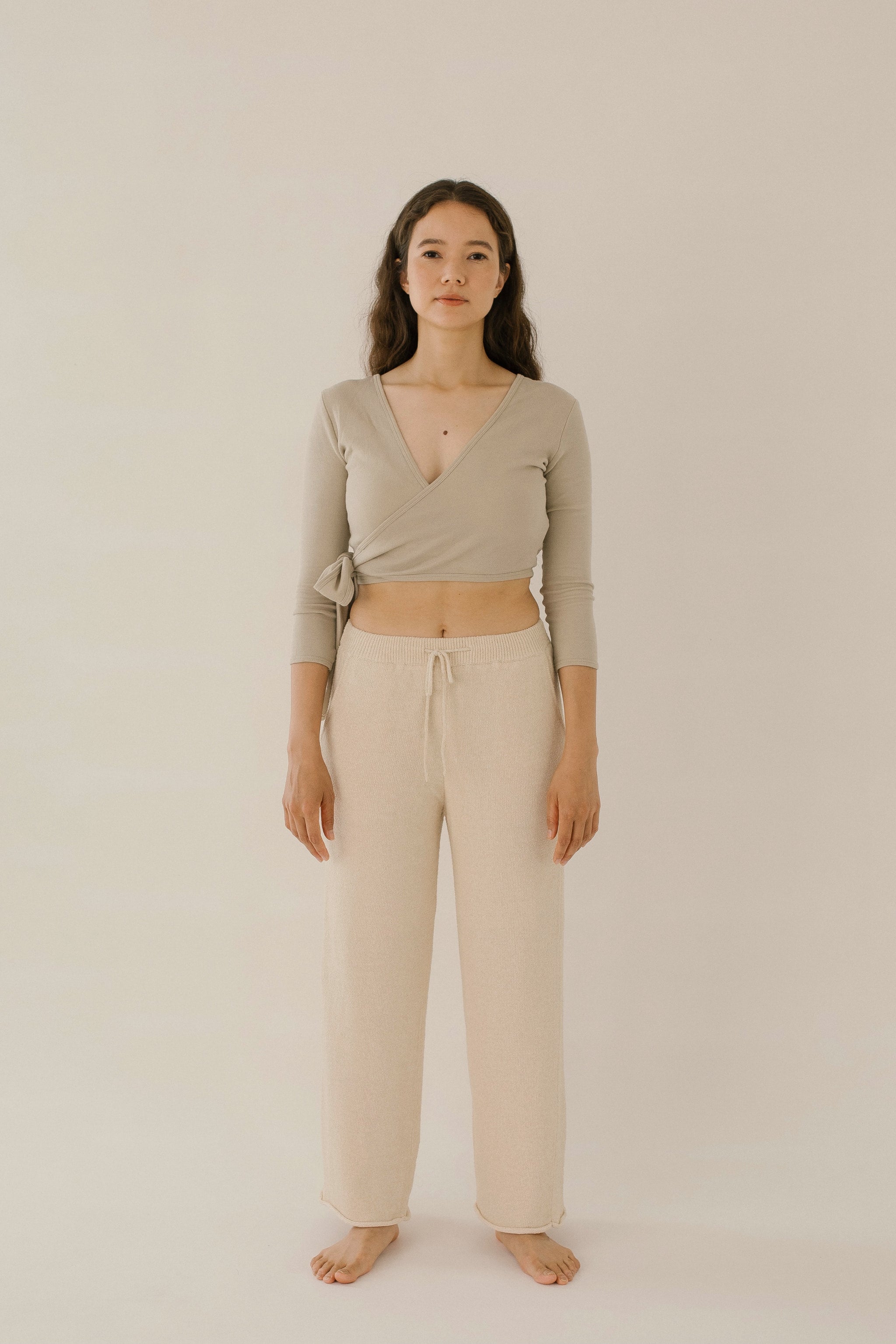 ヨガ・ピラティス Seed and Soil / Organic cotton wrap top Organic cotton wrap top (chai) – seed and soil