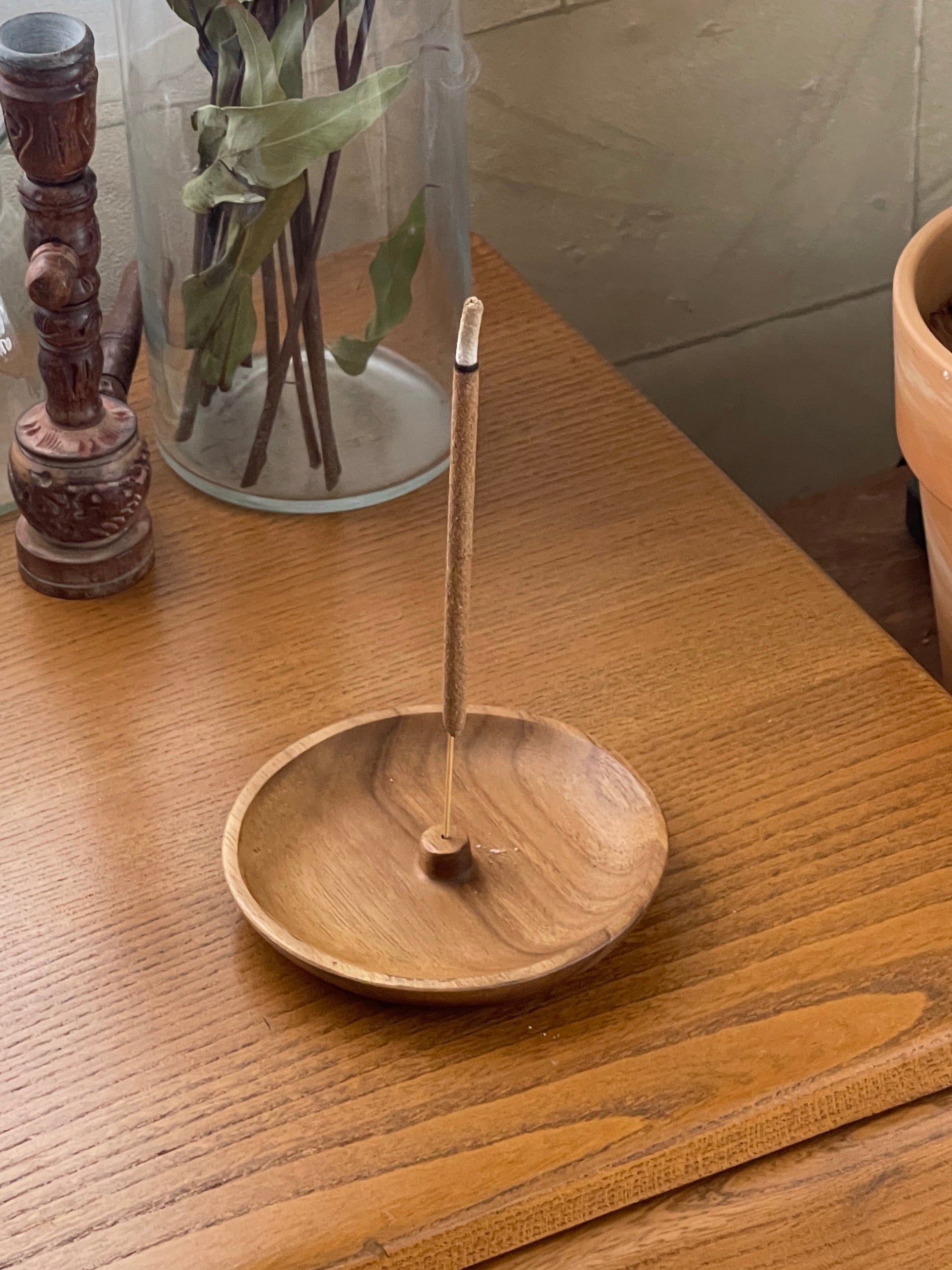 Wood incense holder / yang – seed and soil