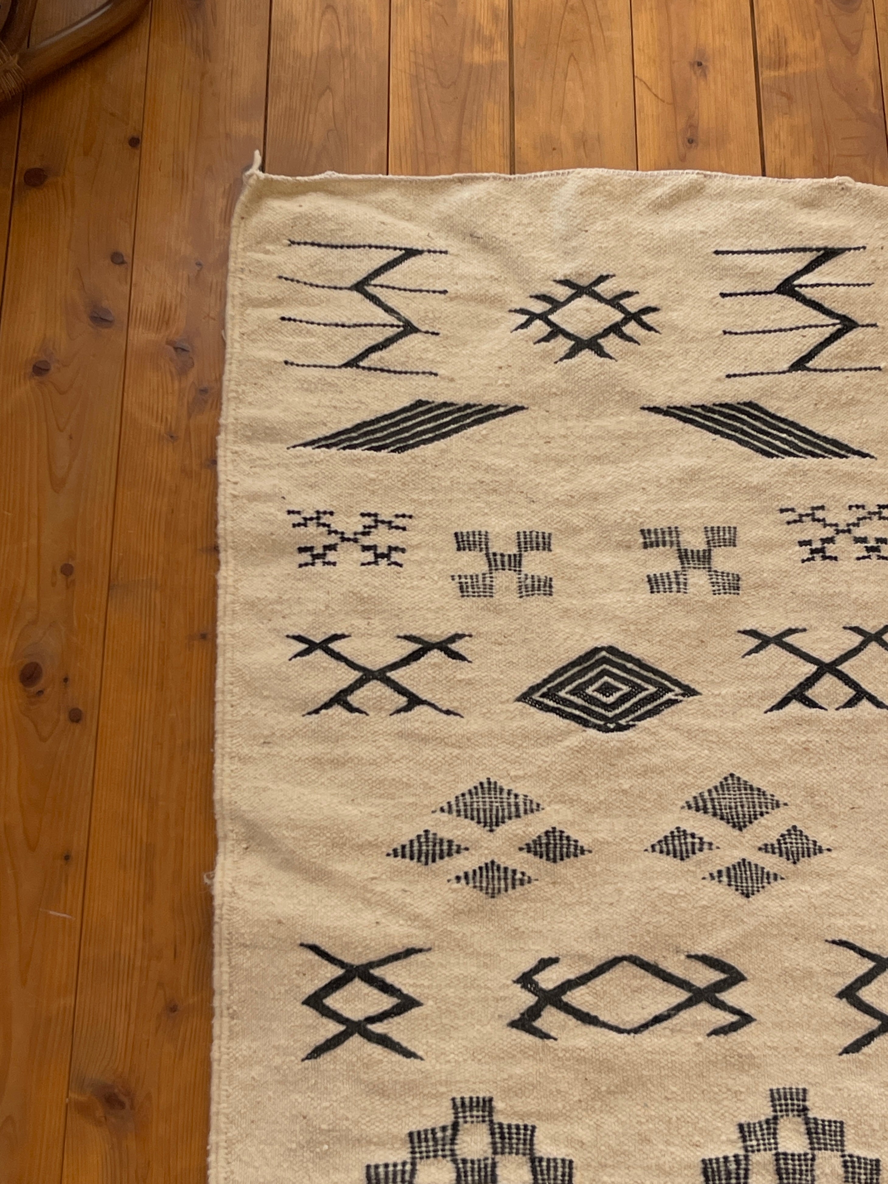 【moroccan rug】184cm×153cm vintage ベルベル人 moroccan rug】184cm×153cm vintage ベルベル人 Vintage moroccan