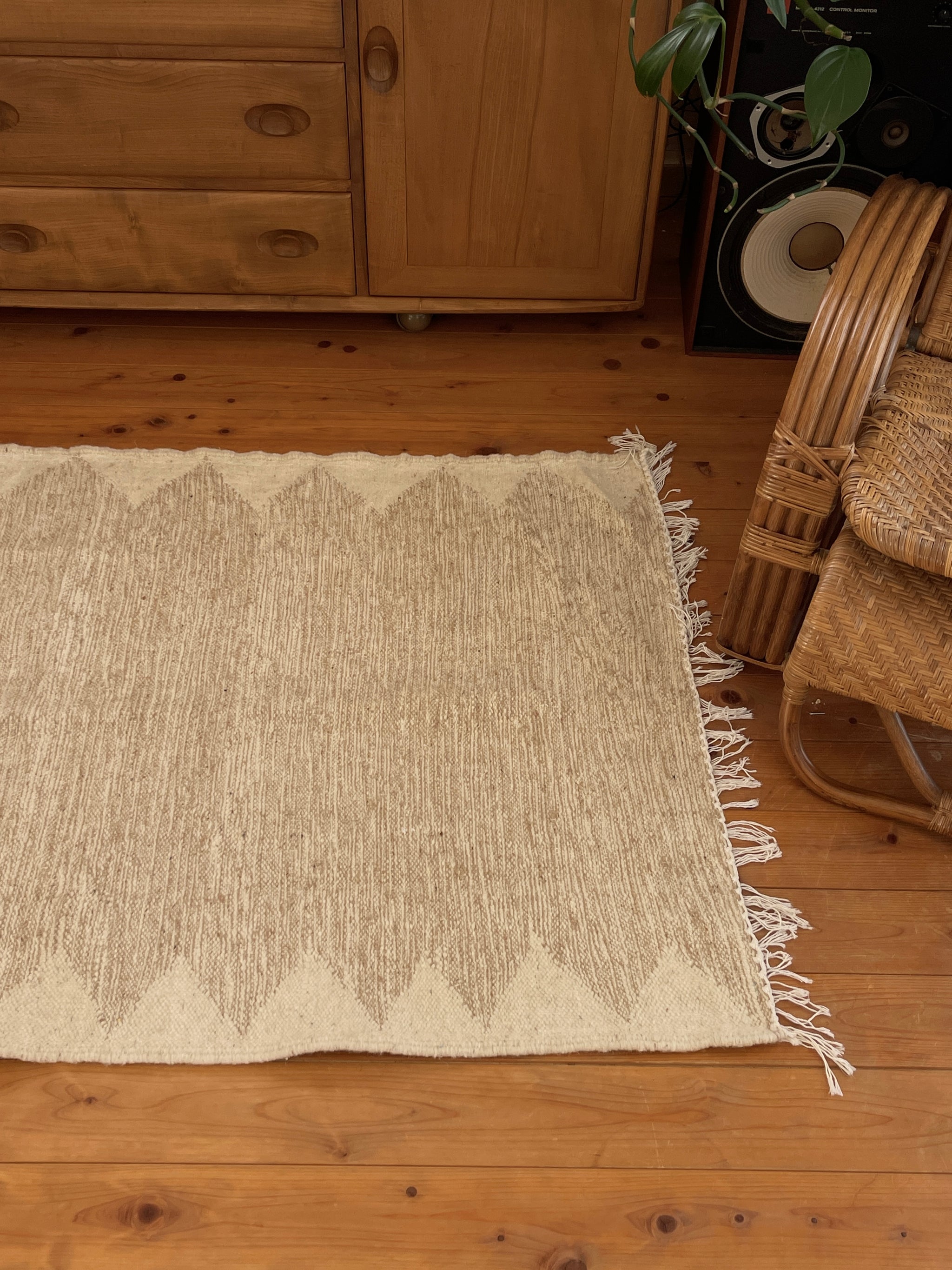 Morocco rug / G – seed and soil