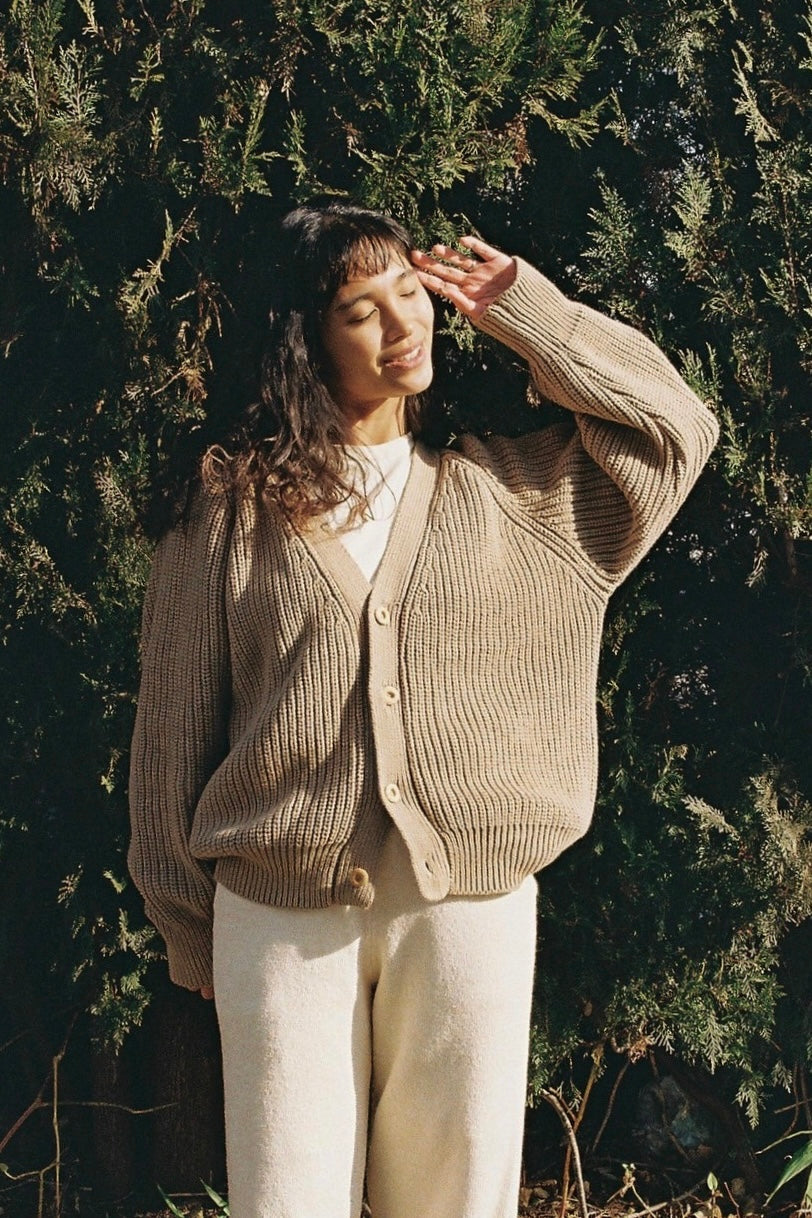 Organic cotton cardigan(mocha) – seed and soil